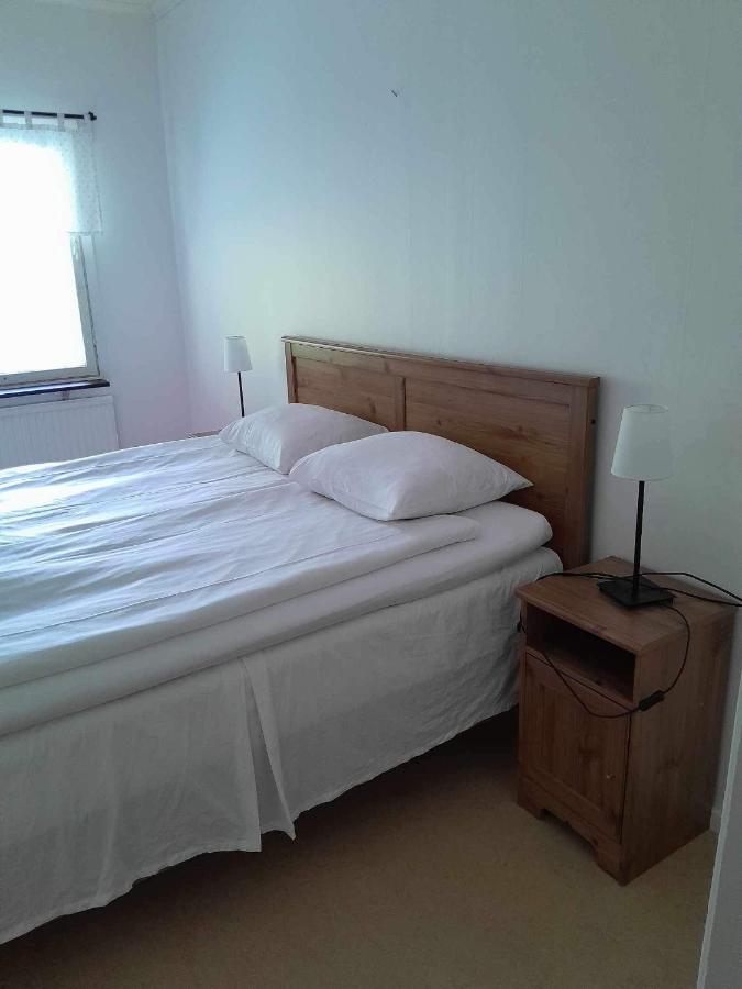 Gullringens Vaerdshus & Hotell Экстерьер фото